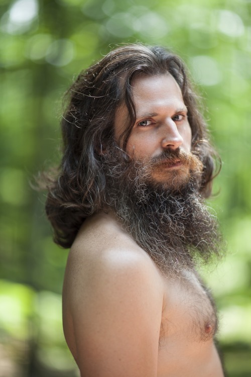 tumblr n96aj5VwVq1qfral5o1 500